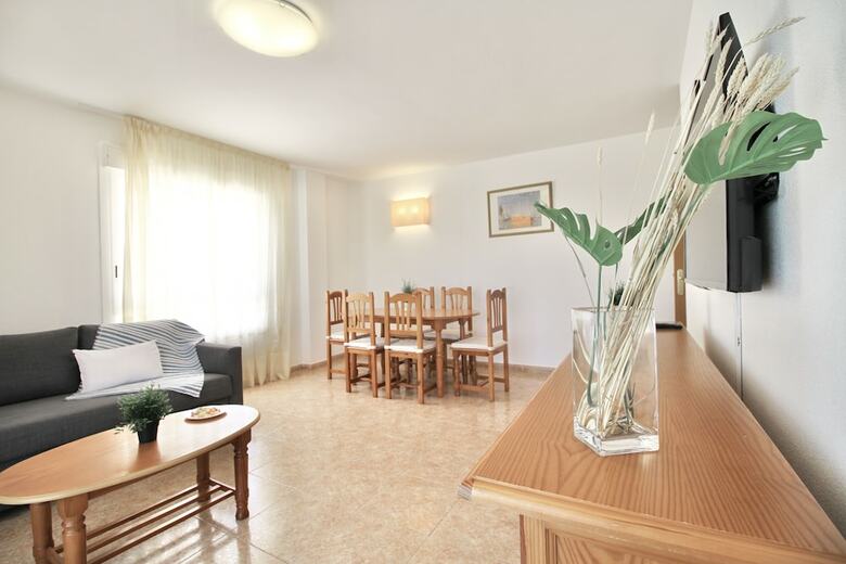 Apartamento Los Juncos Justoliver Holidays