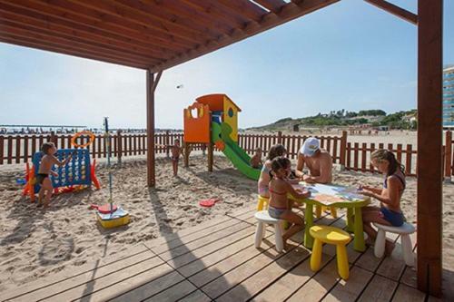 Apartamento Pineda 7 Planet Costa Dorada