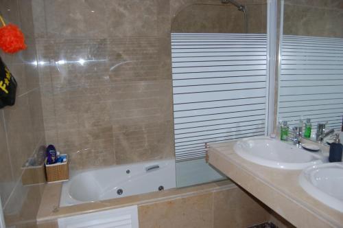 Apartamento 2199-apt With Terrace And Pools
