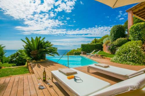 Llafranc Villa Sleeps 8 Wifi
