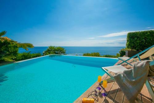 Llafranc Villa Sleeps 8 Wifi
