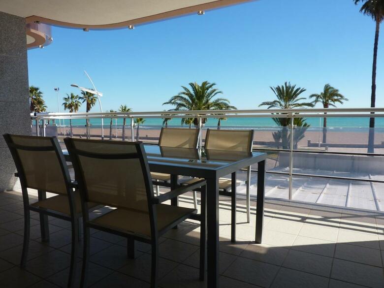 Apartamentos Deluxe Pe��scola