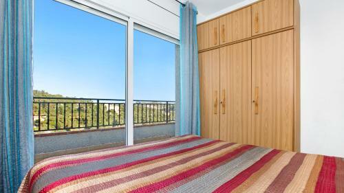 Lloret De Mar Villa Sleeps 8