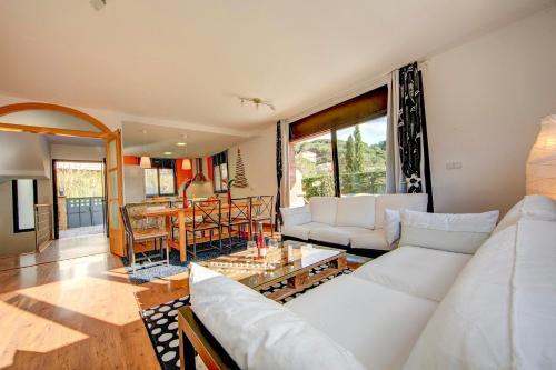 Sant Eloi Villa Sleeps 8 Pool Wifi