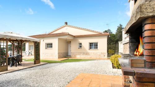 Lloret De Mar Villa Sleeps 8