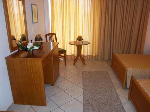 Iria Beach Hotel
