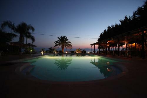 Iria Beach Hotel