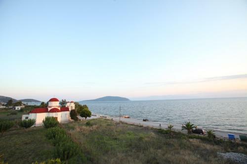 Iria Beach Hotel
