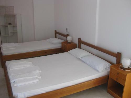 Hostal Maravelias House