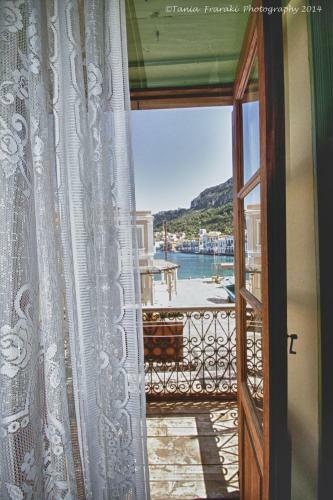 Bed & Breakfast Karnayo