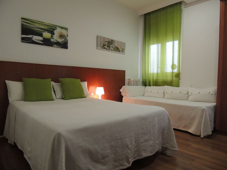 Hostal Cervantes
