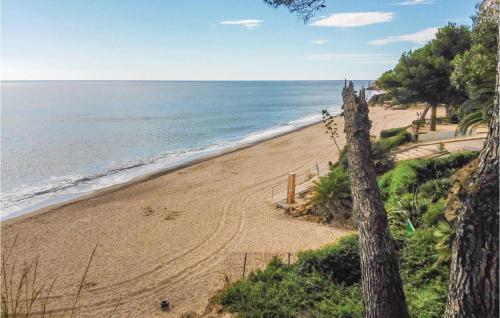 Two-bedroom Apartment In Miami Platja