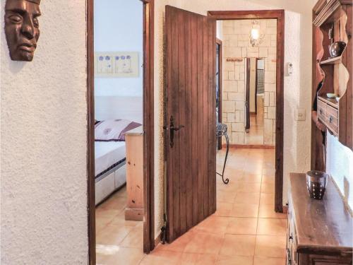 Three-bedroom Holiday Home In Miami Playa