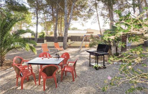 Three-bedroom Holiday Home In Miami Playa