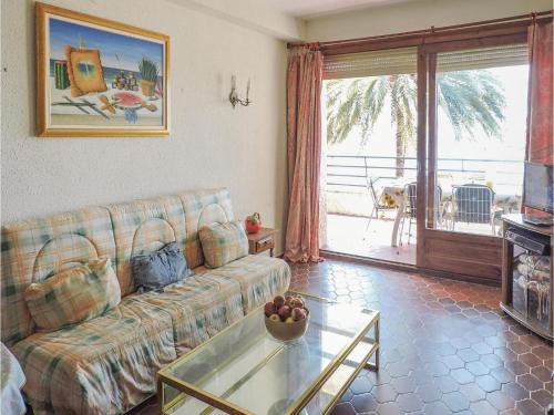 Two-bedroom Apartment In Miami Platja
