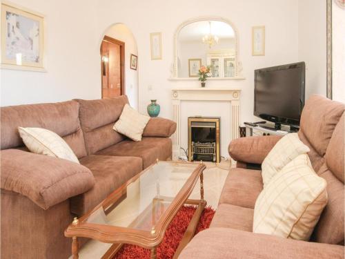 Two-bedroom Apartment In El Faro