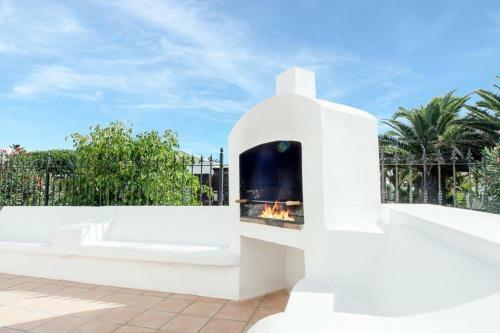 Playa Blanca Villa Sleeps 12 Pool Wifi