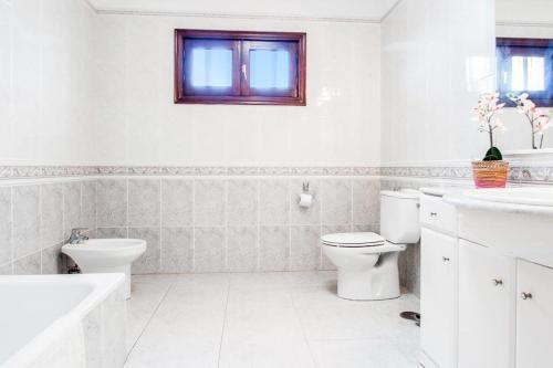 Playa Blanca Villa Sleeps 12 Pool Wifi