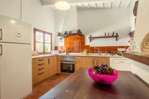 Pollenca Villa Sleeps 4 Pool Air Con Wifi
