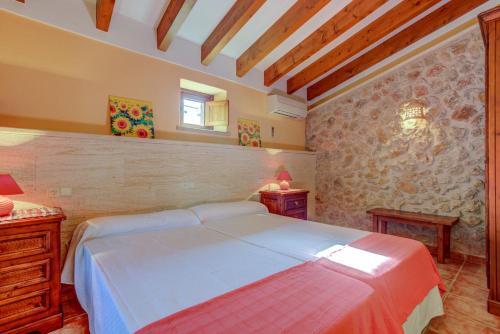 Pollenca Villa Sleeps 6 Pool Air Con Wifi