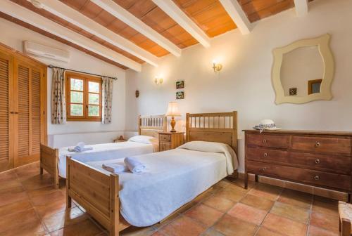 Pollenca Villa Sleeps 10 Pool Air Con Wifi