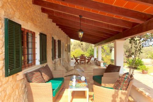 Pollenca Villa Sleeps 10 Pool Air Con Wifi