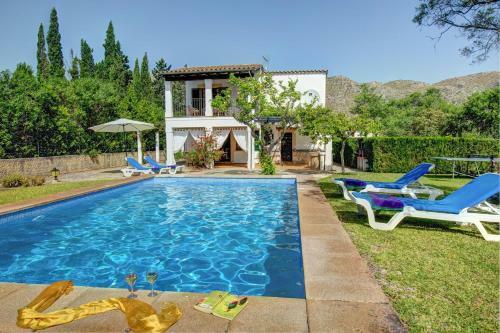 Pollenca Villa Sleeps 4 Pool Air Con Wifi