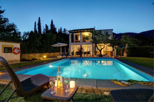 Pollenca Villa Sleeps 4 Pool Air Con Wifi