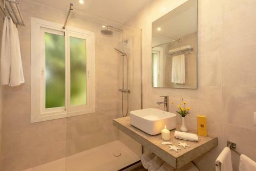 Pollenca Villa Sleeps 5 Pool Air Con Wifi