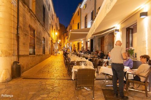 Pollenca Villa Sleeps 5 Pool Air Con Wifi