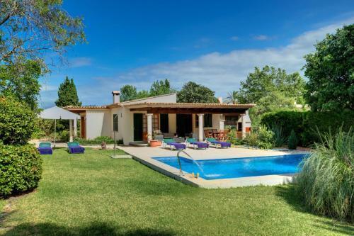 Pollenca Villa Sleeps 5 Pool Air Con Wifi