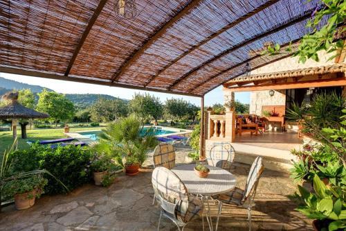 Pollenca Villa Sleeps 4 Pool Air Con Wifi