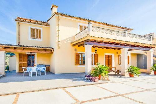 Pollenca Villa Sleeps 6 Pool Air Con Wifi