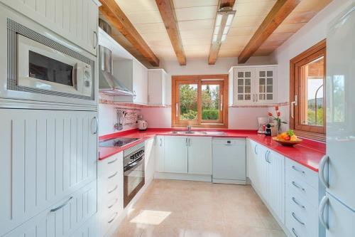 Pollenca Villa Sleeps 6 Pool Air Con Wifi