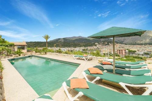 Pollenca Villa Sleeps 8 Pool Air Con Wifi