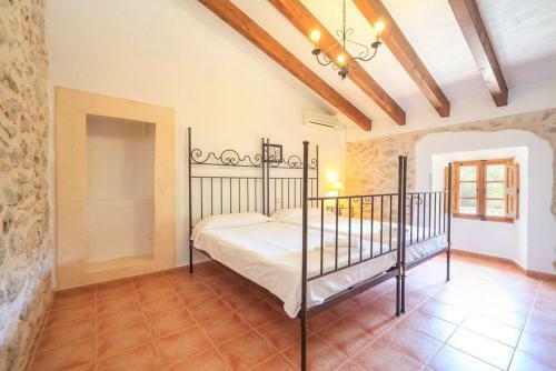 Pollenca Villa Sleeps 6 Pool Air Con Wifi