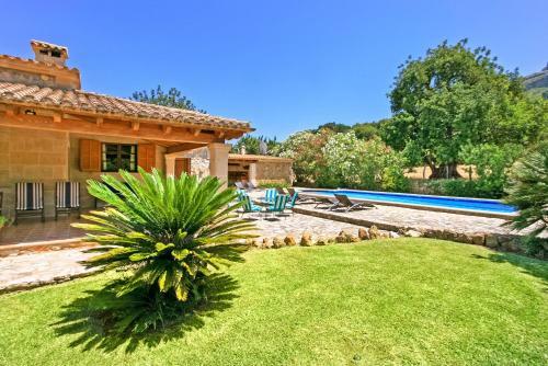 Pollenca Villa Sleeps 6 Pool Air Con Wifi