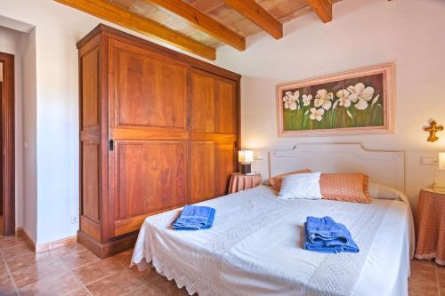 Pollenca Villa Sleeps 6 Pool Air Con Wifi