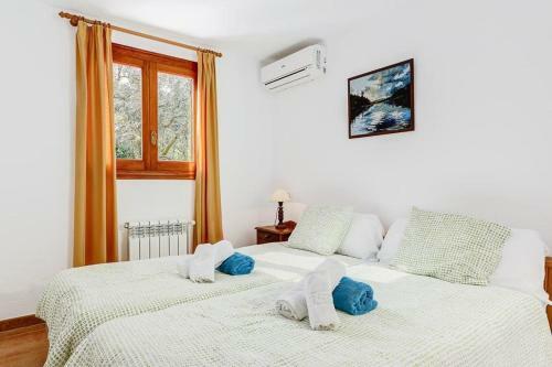Pollenca Villa Sleeps 6 Pool Air Con Wifi