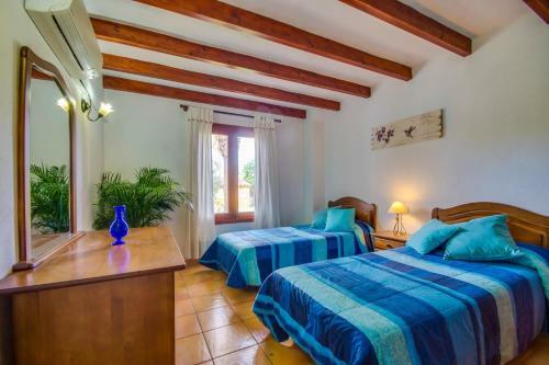 Pollenca Villa Sleeps 12 Pool Air Con Wifi