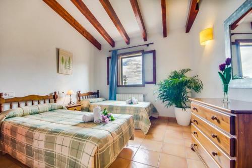 Pollenca Villa Sleeps 12 Pool Air Con Wifi