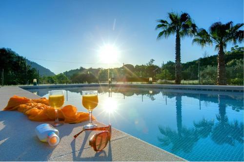 Pollenca Villa Sleeps 2 Pool Air Con Wifi