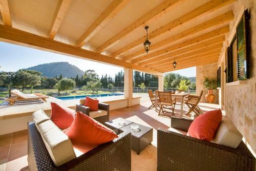 Pollenca Villa Sleeps 4 Pool Air Con Wifi