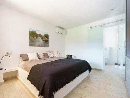 Pollenca Villa Sleeps 4 Pool Air Con Wifi