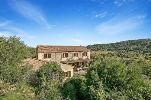 Pollenca Villa Sleeps 9 Pool Air Con Wifi