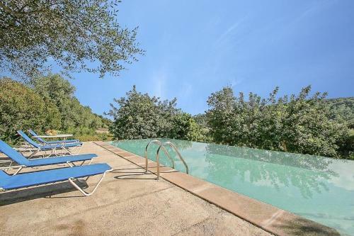 Pollenca Villa Sleeps 9 Pool Air Con Wifi