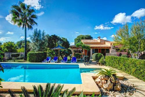 Pollenca Villa Sleeps 6 Pool Air Con Wifi