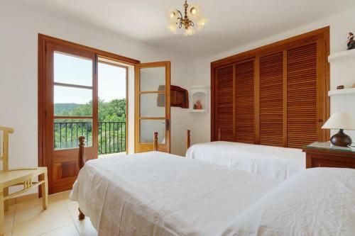 Pollenca Villa Sleeps 8 Pool Air Con Wifi