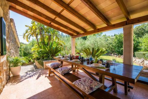Pollenca Villa Sleeps 9 Pool Air Con Wifi
