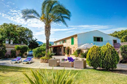 Pollenca Villa Sleeps 8 Pool Air Con Wifi